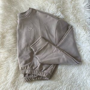 Whitney Simmons x Gymshark V3 Cropped Crew